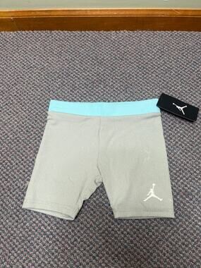Jordan Girls Grey Ribbed Bike Short 6X
